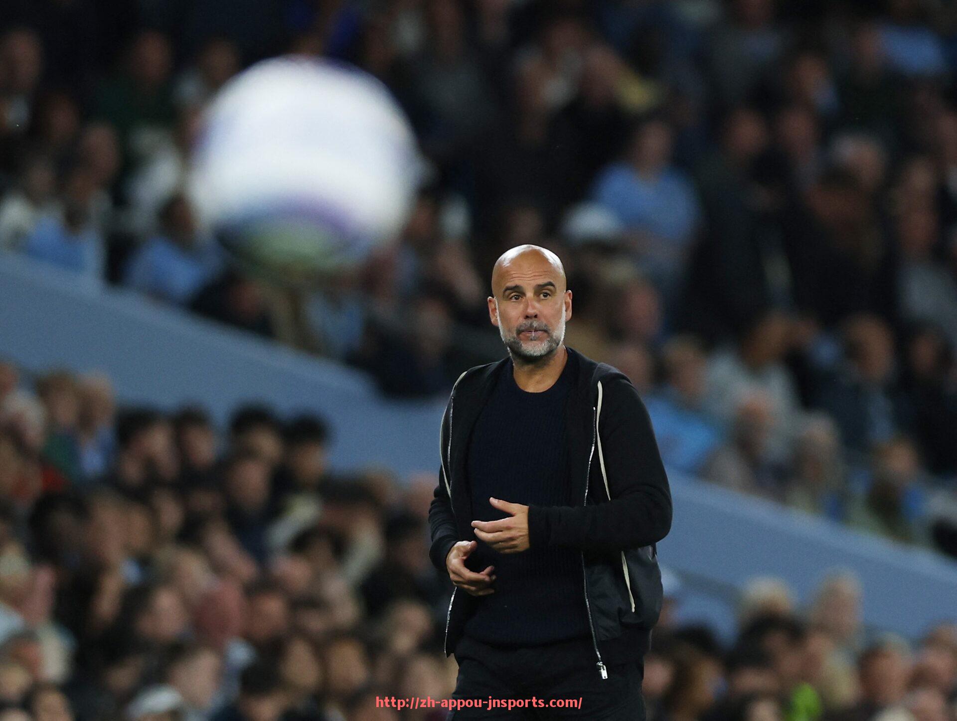 江南体育APP-世俱杯是否使用银球制的争议及专家意见汇总